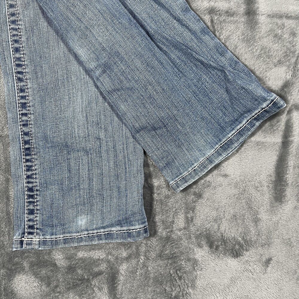 Ariat Jeans Womens 26R Blue Light Wash Mid Rise Straight Rainstorm Denim - Picture 8 of 10